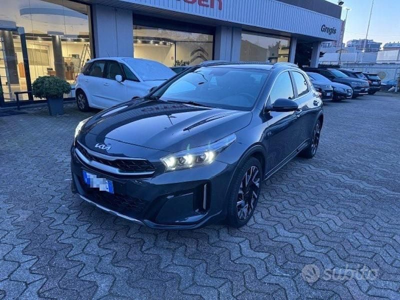 Grigio scuro Usata 2022 Kia XCeed SUV | 18.900 € (Buon prezzo) - Immagine 1/4