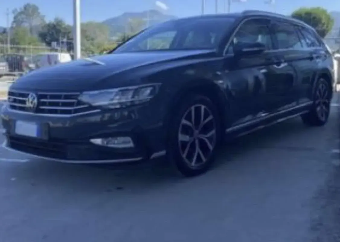 Usata VW Passat Business 150 CV (110 kW) 2020 Grigio Station wagon