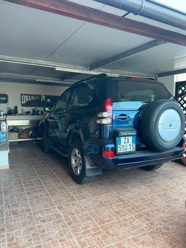 Usata Toyota Land Cruiser 173 CV (127 kW) 2008 Blu SUV