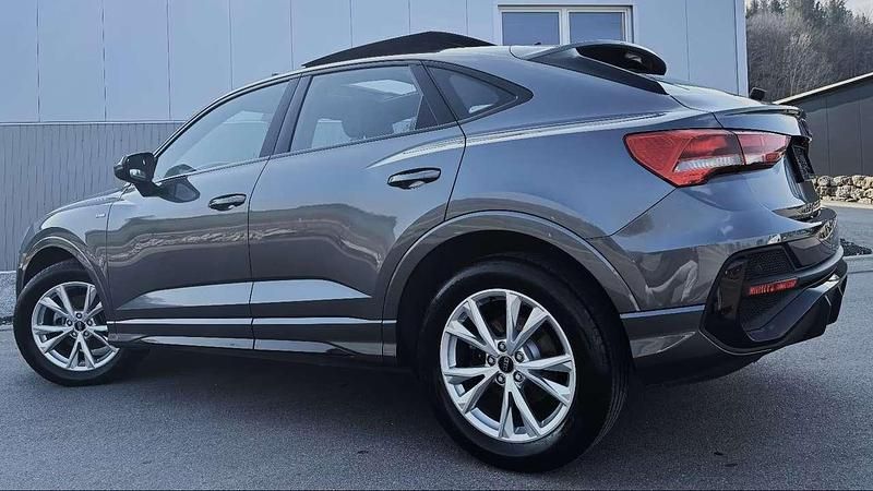 Usata Audi Q3 Sportback S-Line 150 CV (110 kW) 2022 Grigio SUV