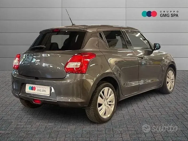 Usata Suzuki Swift Cool 90 CV (66 kW) 2020 Grigio Utilitaria