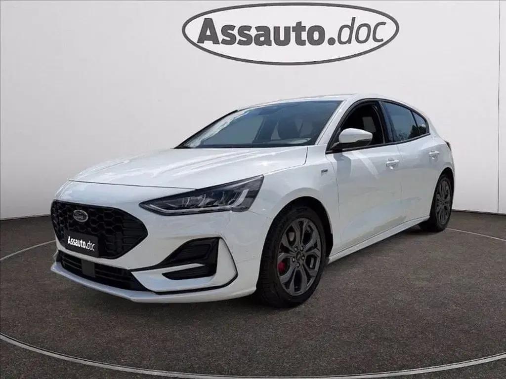 Usata Ford Focus ST-Line 125 CV (91 kW) 2023 Bianco pastello Berlina