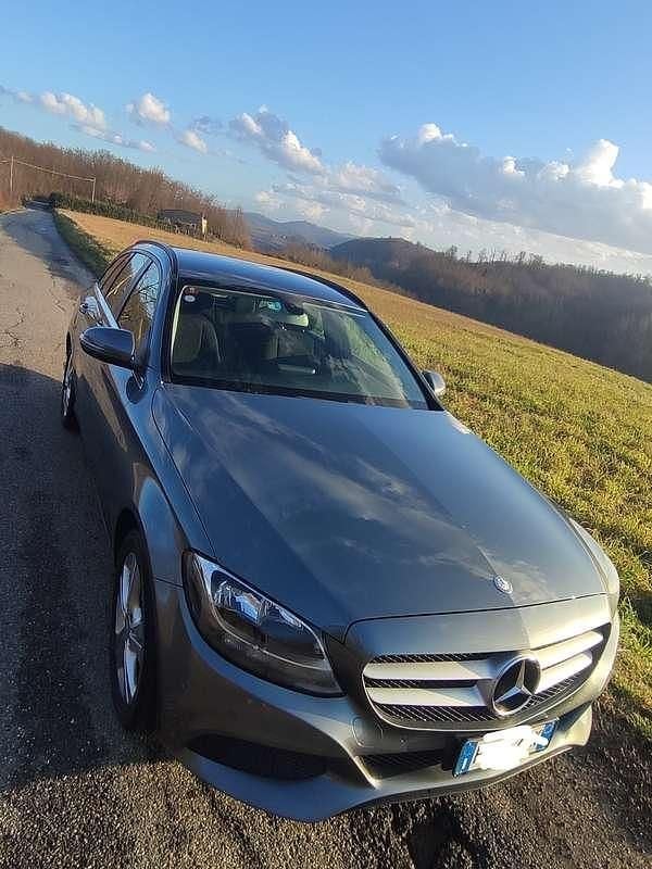 Usata Mercedes C200 Business 136 CV (100 kW) 2016 Grigio Station wagon