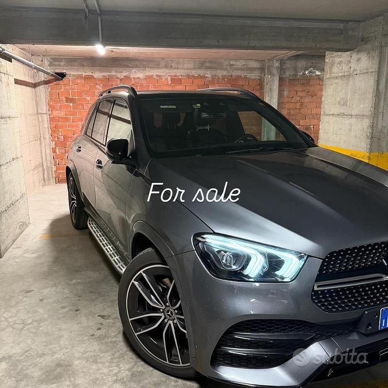 Grigio Usata 2022 Mercedes GLE300 AMG SUV | 60.000 € - Immagine 1/1