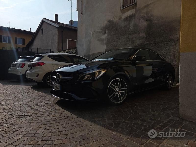 Usata Mercedes CLA200 AMG 136 CV (100 kW) 2018 Nero Berlina