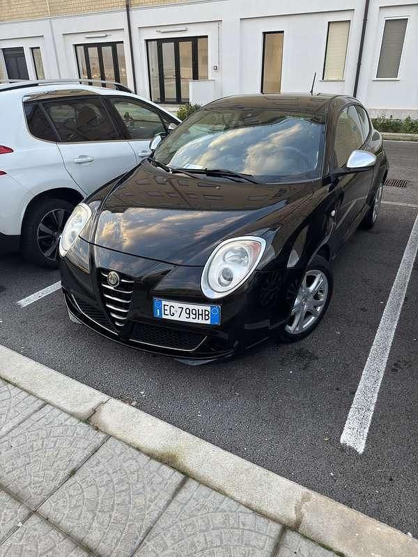 Usata Alfa Romeo MiTo Progression 79 CV (58 kW) 2009 Nero Utilitaria