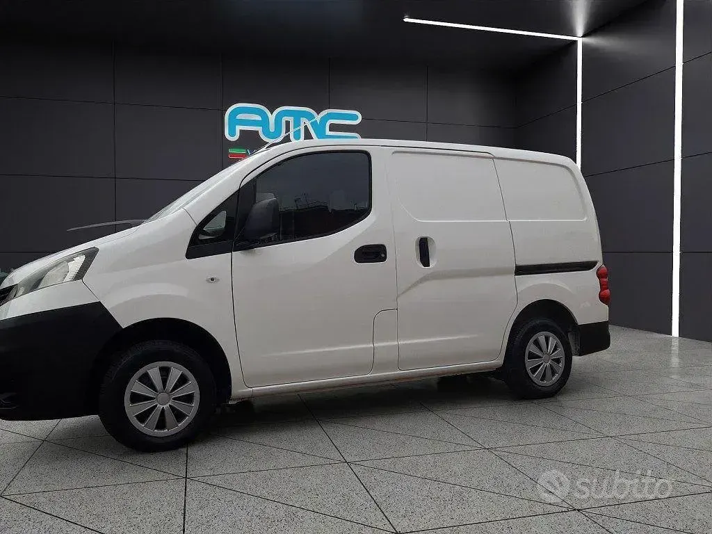 Usata Nissan NV200 86 CV (63 kW) 2010 Bianco Monovolume
