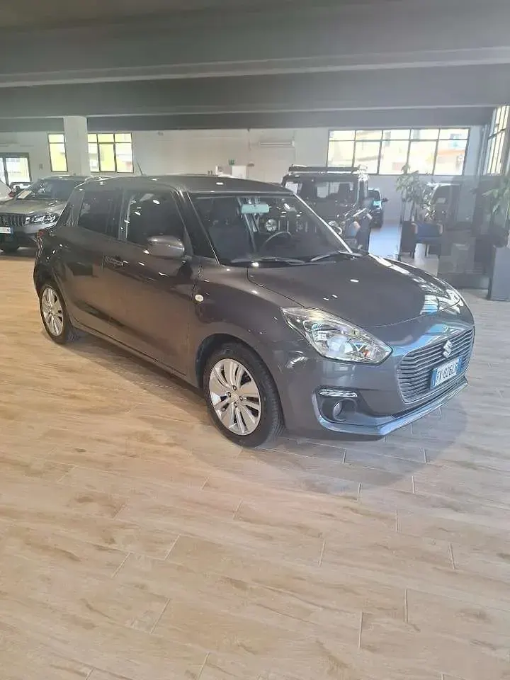 Usata Suzuki Swift Cool 90 CV (66 kW) 2017 Other Utilitaria