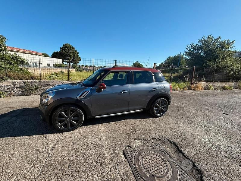 Usata Mini Countryman 111 CV (81 kW) 2016 Grigio SUV