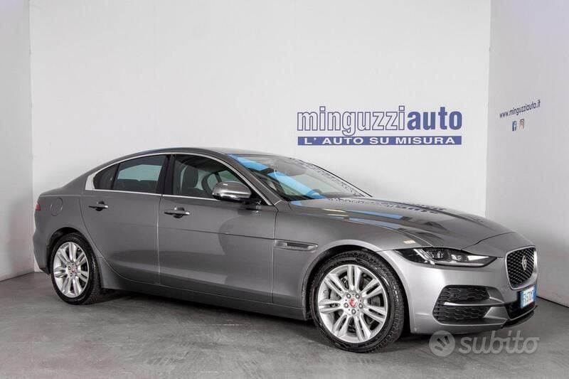 Grigio Usata 2019 Jaguar XE S Tre volumi | 20.900 € (Cara) - Immagine 1/4