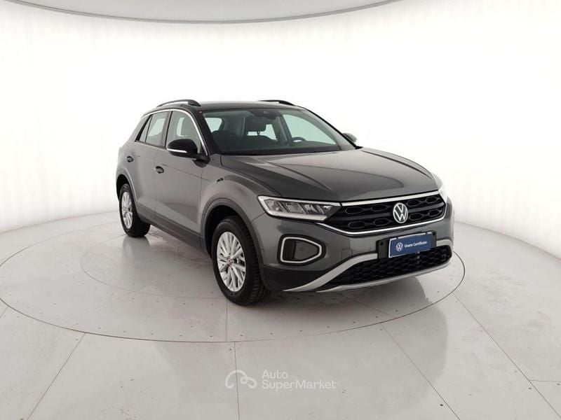 Usata VW T-Roc Life 150 CV (110 kW) 2025 Grigio metallizzato SUV