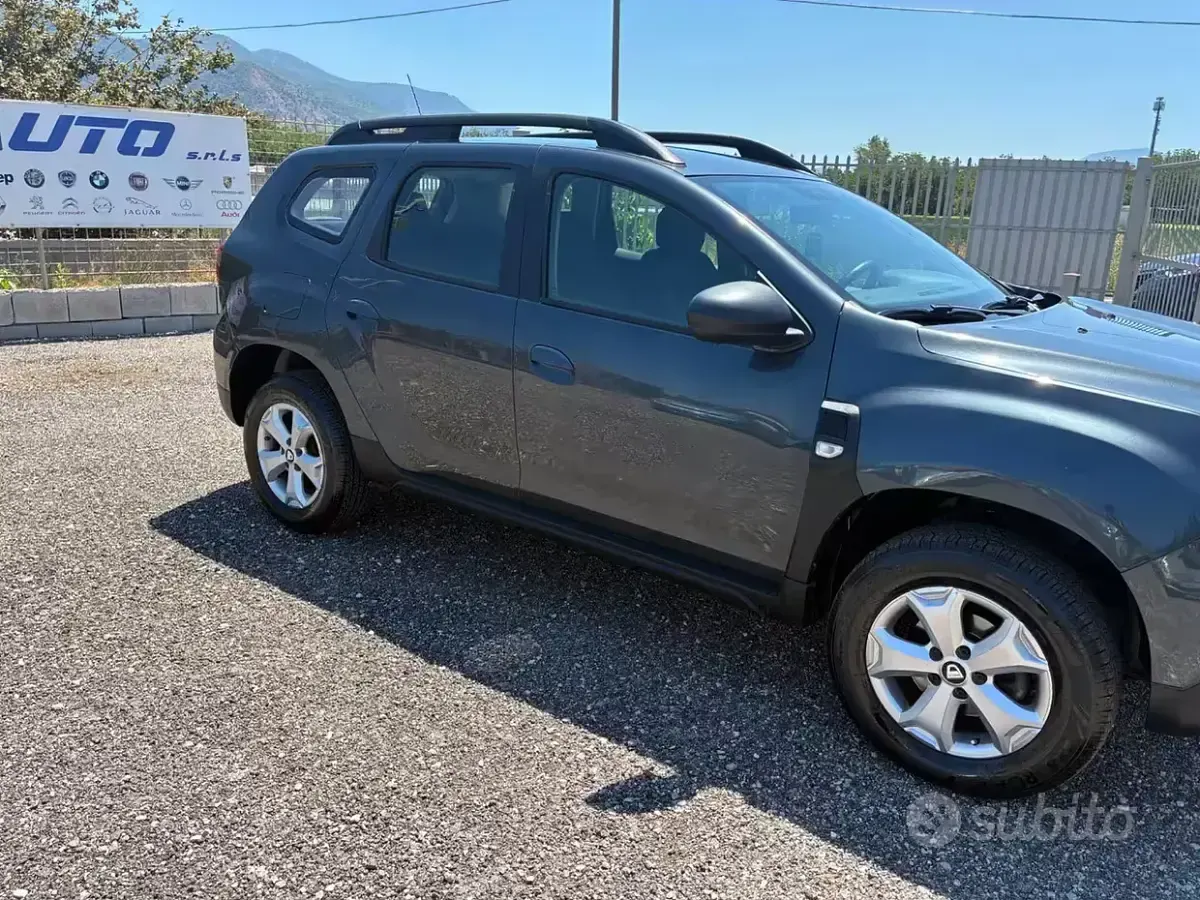 Usata Dacia Duster 116 CV (85 kW) 2019 Grigio SUV
