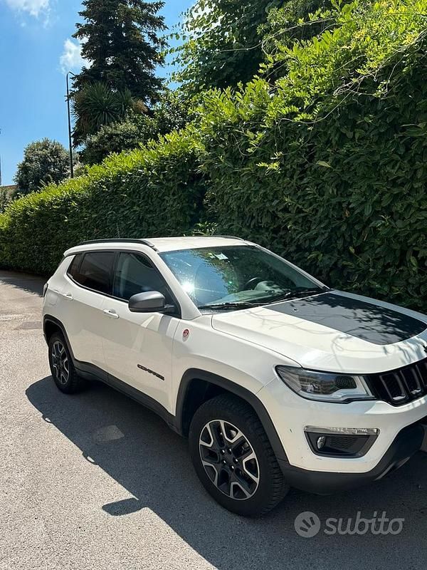 Usata Jeep Compass Trailhawk 170 CV (125 kW) 2019 Bianco SUV