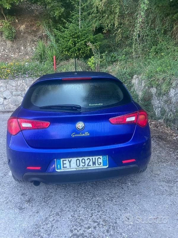 Usata Alfa Romeo Giulietta 120 CV (88 kW) 2015 Blu Utilitaria