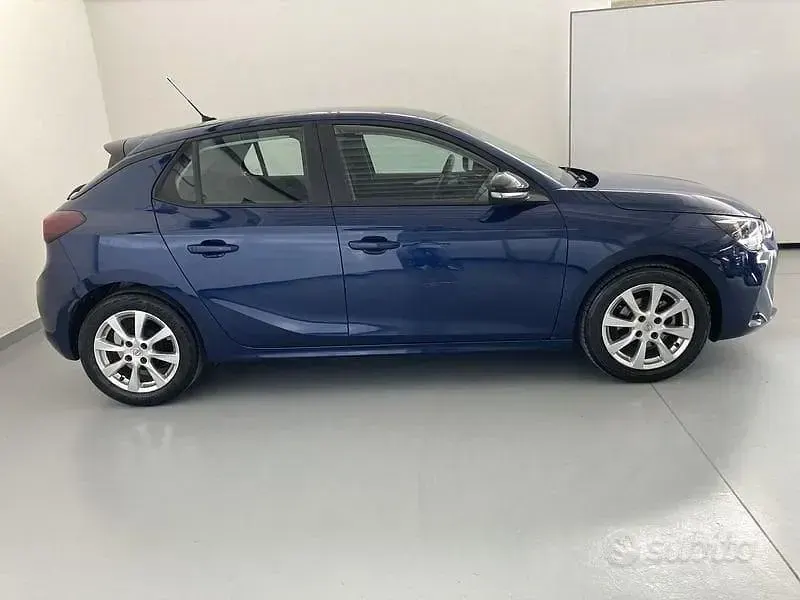 Usata Opel Corsa Edition 100 CV (73 kW) 2021 Bluazzurro Utilitaria
