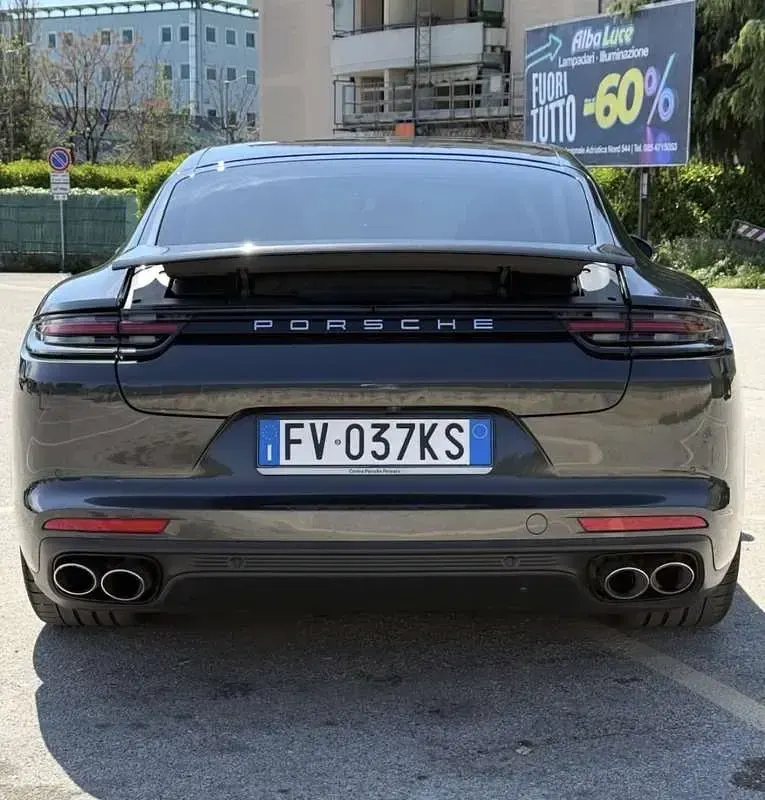 Usata Porsche Panamera 4 Executive Executive 330 CV (242 kW) 2019 Utilitaria