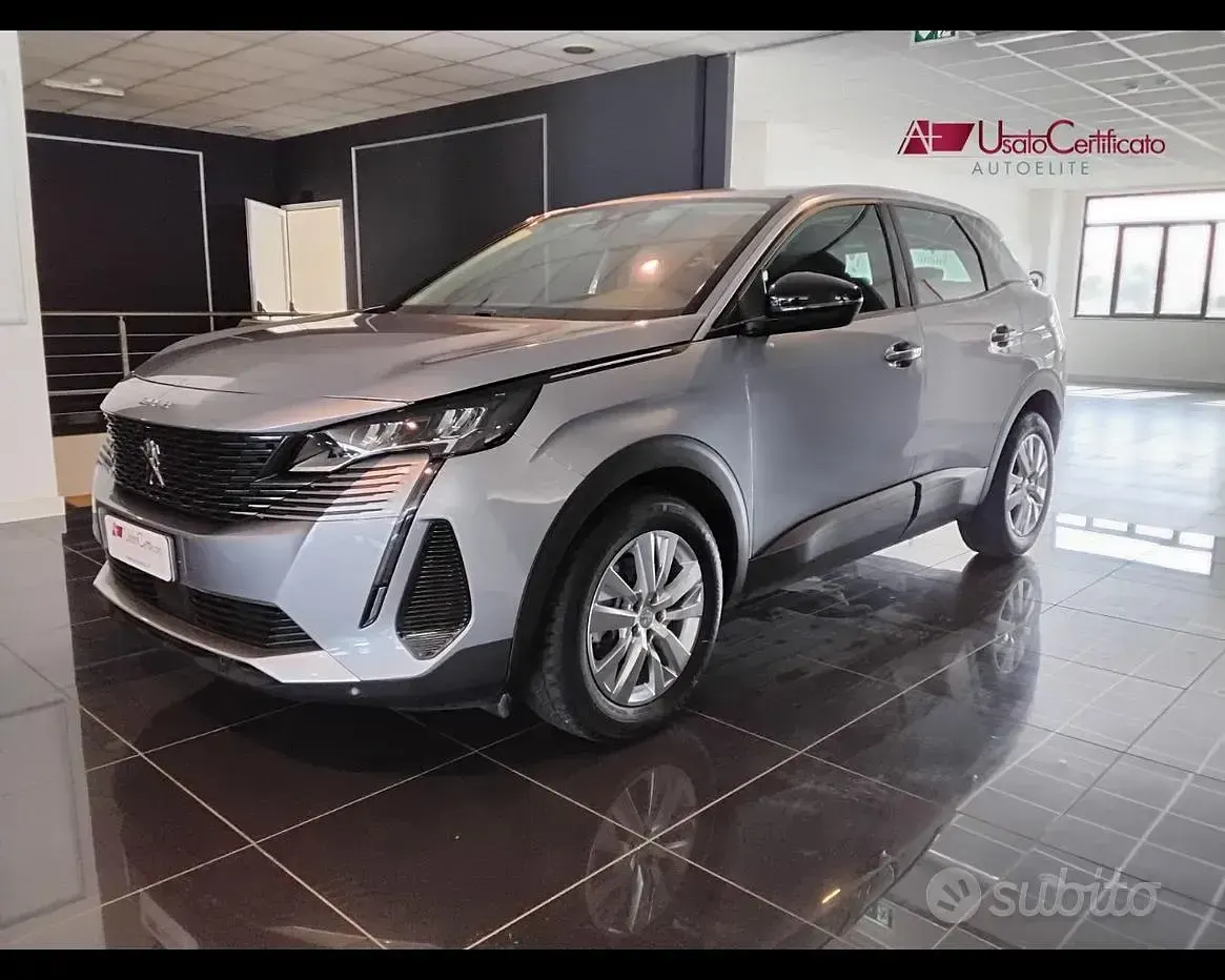 Usata Peugeot 3008 Active 131 CV (96 kW) 2022 Grigio SUV