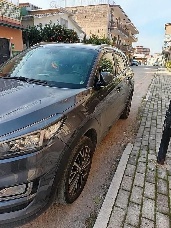 Usata Hyundai Tucson 2019 Grigio SUV