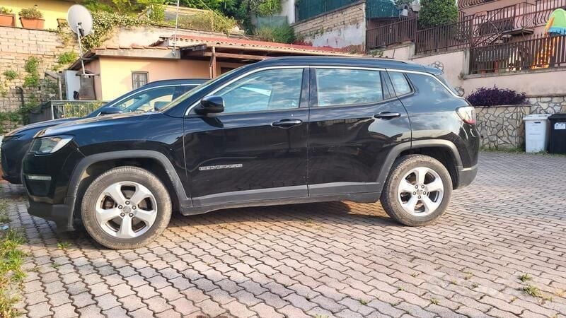 Nero Usata 2019 Jeep Compass SUV | 15.000 € (Cara) - Immagine 1/1