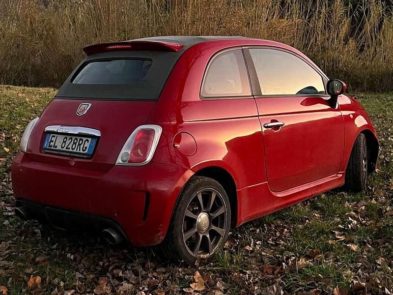 Usata Abarth 500C 135 CV (99 kW) 2012 Rosso Cabrio