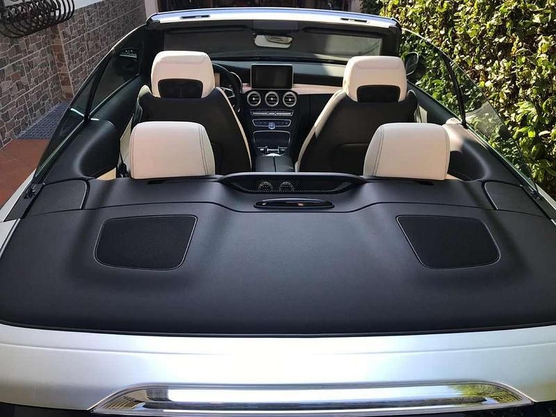 Usata Mercedes C220 Premium Plus 170 CV (125 kW) 2018 Blu/azzurro Cabrio