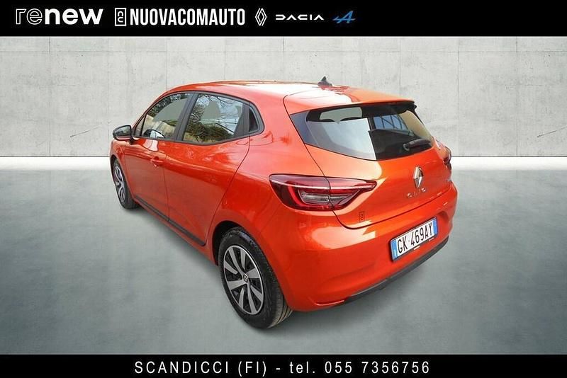 Usata Renault Clio V Equilibre 145 CV (106 kW) 2022 Arancione Berlina
