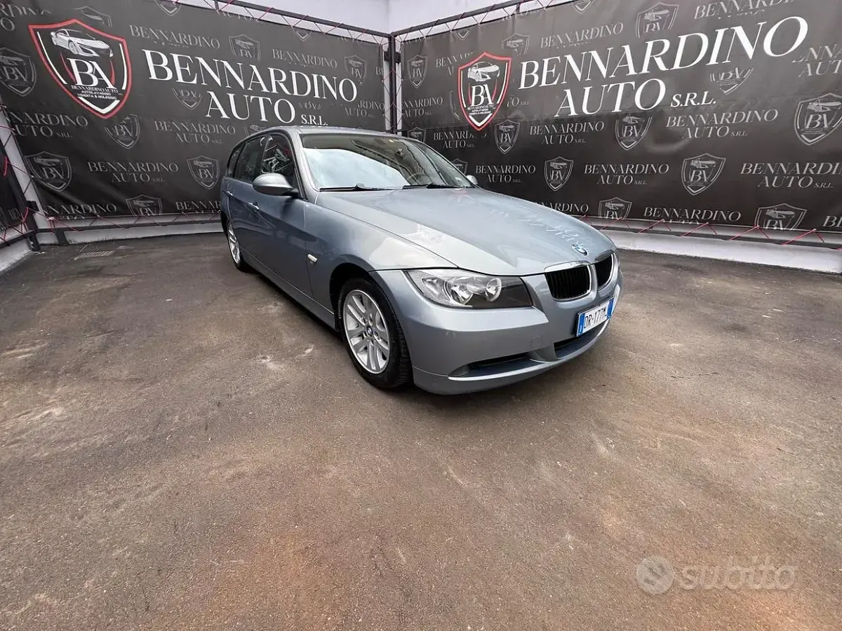 Usata BMW 320 163 CV (119 kW) 2008 Blu Station wagon