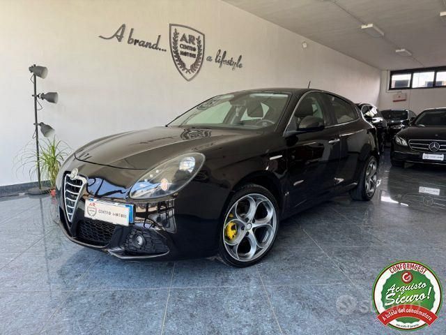 Nero etna Usata 2013 Alfa Romeo Giulietta Distinctive Due volumi | 6800 € (Buon prezzo) - Immagine 1/4