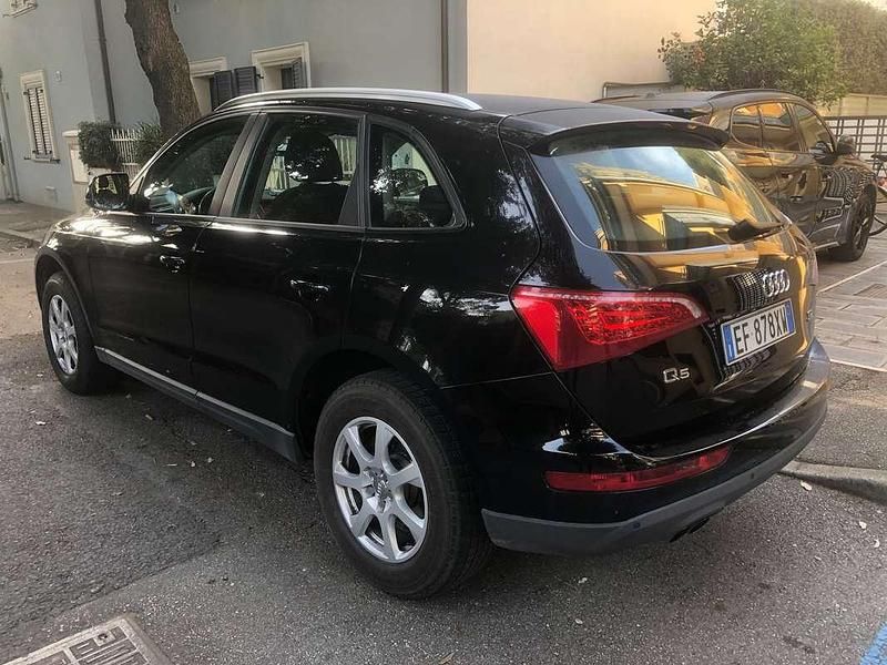 Usata Audi Q5 Ambiente 170 CV (125 kW) 2011 Nero SUV