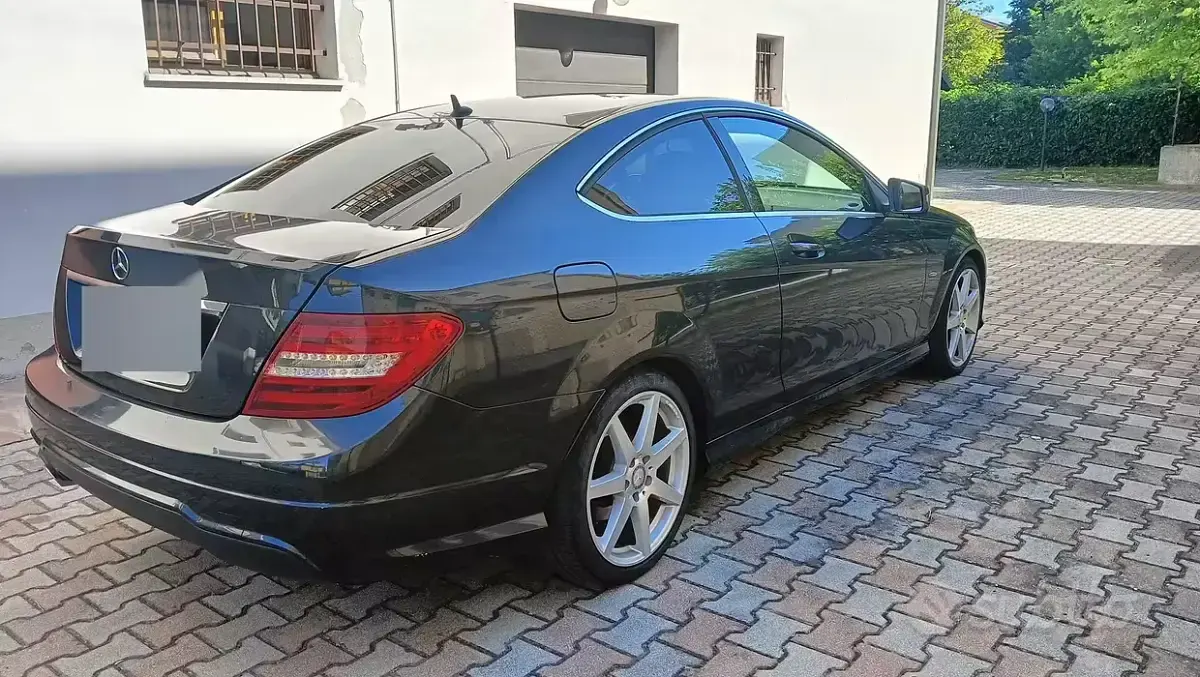 Usata Mercedes C220 170 CV (125 kW) 2011 Coupé