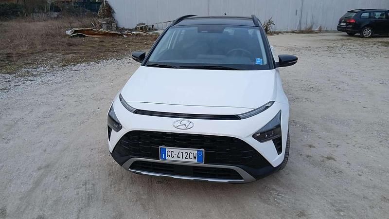 Usata Hyundai Bayon 99 CV (72 kW) 2021 Bianco SUV