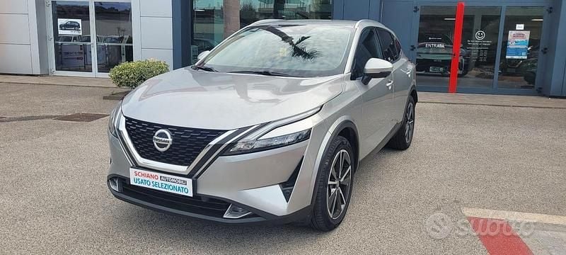 Usata Nissan Qashqai Style Edition 140 CV (102 kW) 2022 Argento SUV