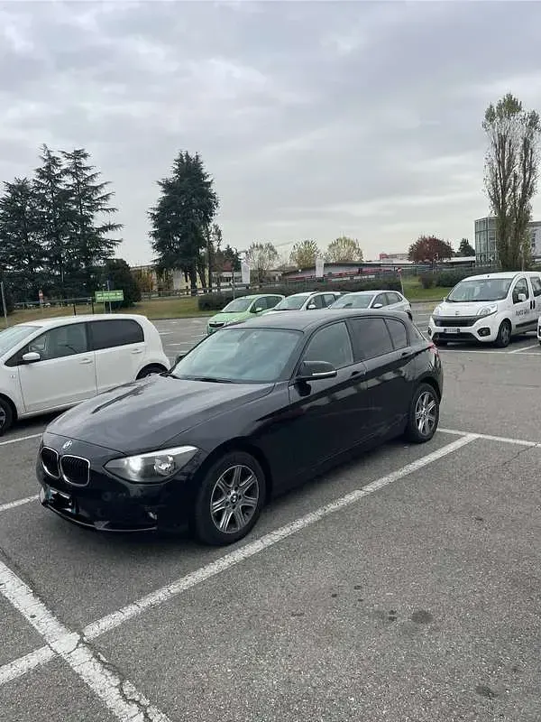Usata BMW 118 143 CV (105 kW) 2014 Utilitaria