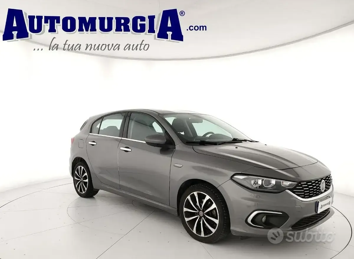 Usata Fiat Tipo Lounge 95 CV (69 kW) 2018 Grigio Berlina