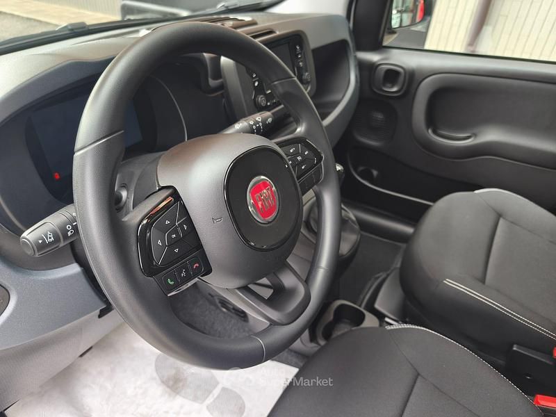 Nuova Fiat Panda Icon 71 CV (52 kW) 2026 Bianco Utilitaria