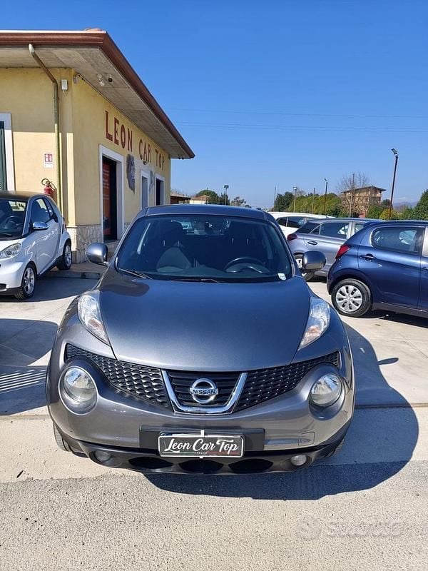 Usata Nissan Juke 110 CV (80 kW) 2014 Grigio SUV
