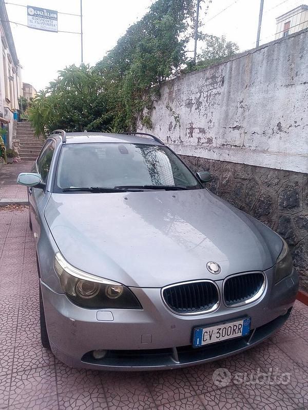 Usata BMW 525 177 CV (130 kW) 2005 Grigio Station wagon