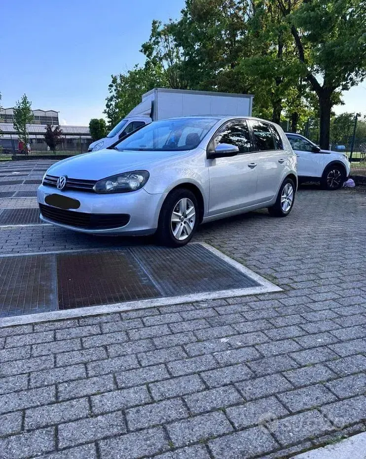 Usata VW Golf VI 102 CV (75 kW) 2009 Utilitaria