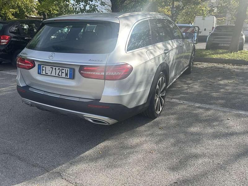 Usata Mercedes E220 All-Terrain Premium 194 CV (142 kW) 2017 Station wagon