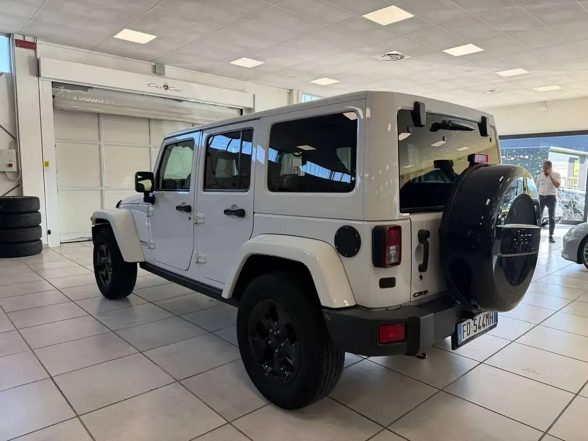 Usata Jeep Wrangler Unlimited 200 CV (147 kW) 2016 Bianco SUV
