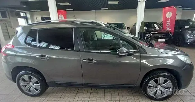 Usata Peugeot 2008 Active 82 CV (60 kW) 2014 Grigio SUV