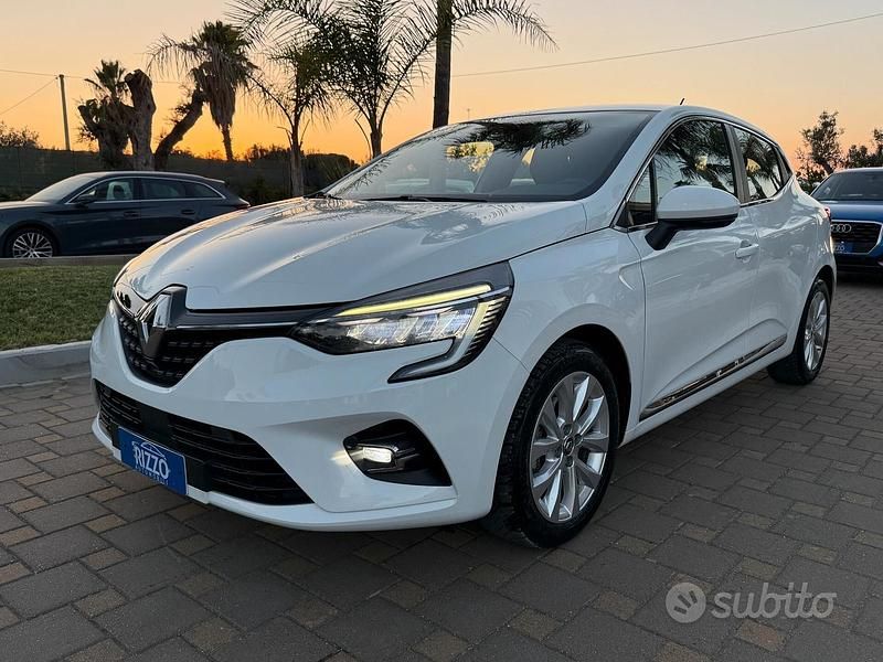 Usata Renault Clio V Intens 86 CV (63 kW) 2021 Bianco Berlina