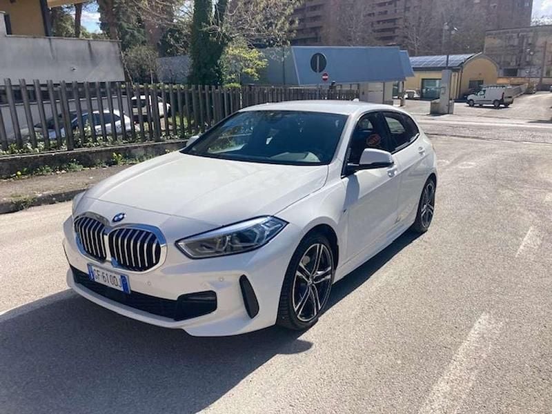 Usata BMW 118 M Sport 150 CV (110 kW) 2021 Bianco Utilitaria