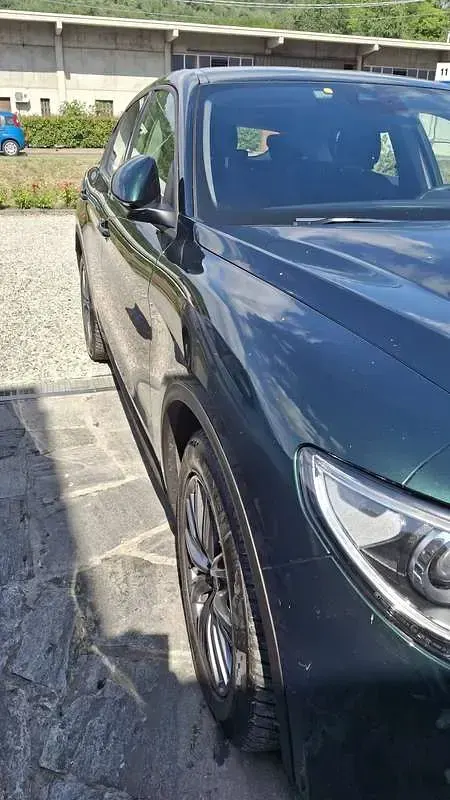 Usata Alfa Romeo Stelvio Business 160 CV (117 kW) 2021 Verde SUV