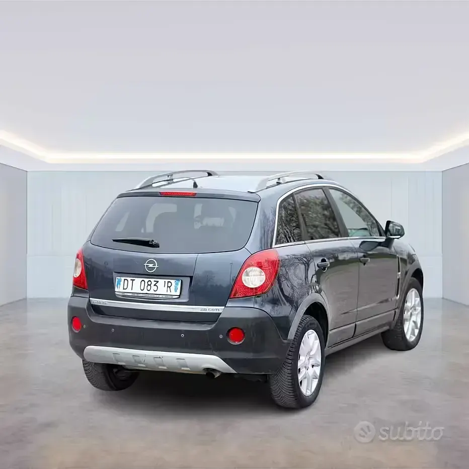 Usata Opel Antara 150 CV (110 kW) 2009 Grigio SUV