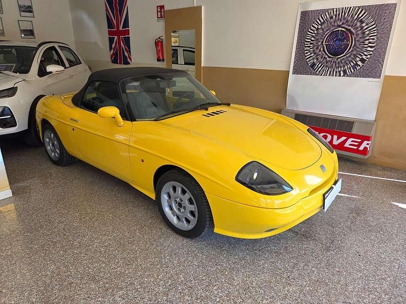 Usata Fiat Barchetta 131 CV (96 kW) 1998 Giallo Cabrio