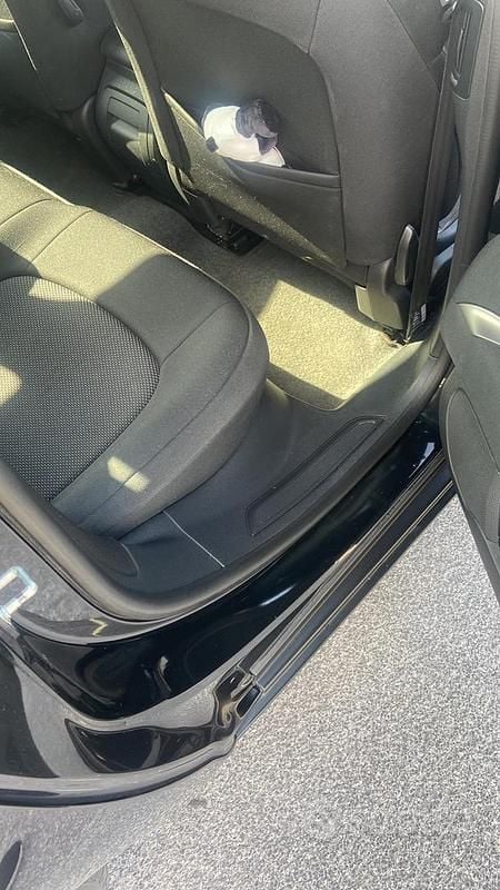 Usata Citroën C5 140 CV (102 kW) 2016 Nero Berlina
