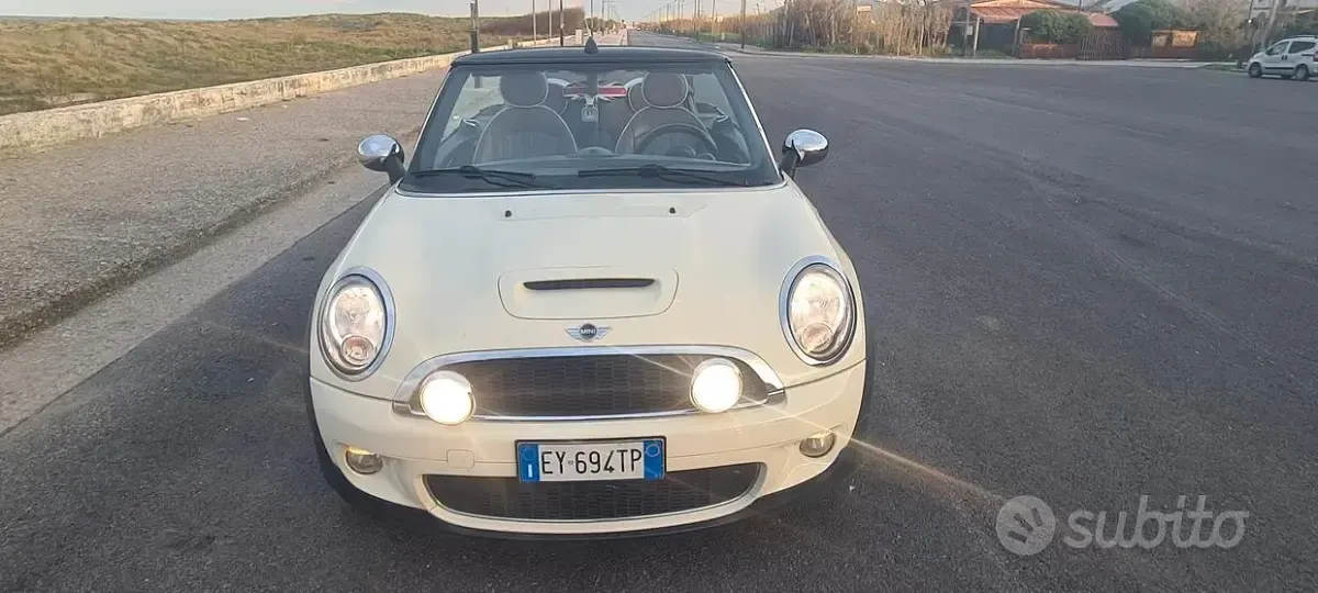 Usata Mini Cooper S Cabriolet 184 CV (135 kW) 2010 Cabrio