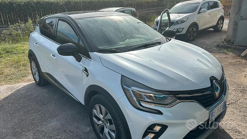Usata Renault Captur 101 CV (74 kW) 2021 Bianco SUV