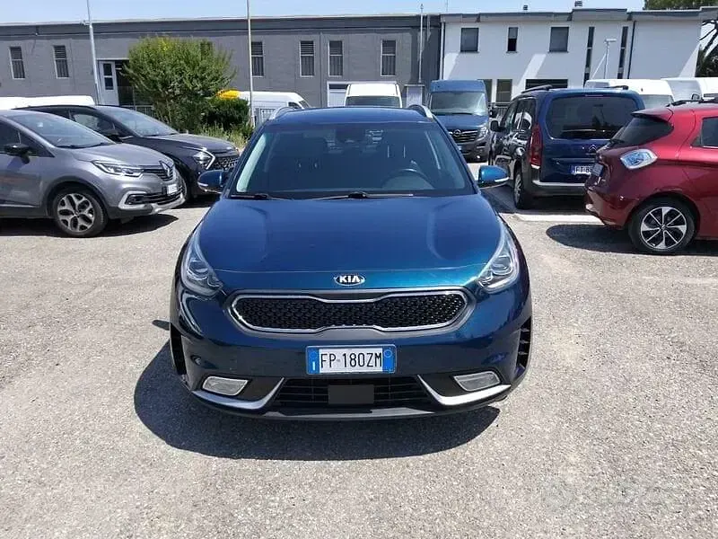 Usata Kia Niro 141 CV (103 kW) 2018 Bluazzurro SUV